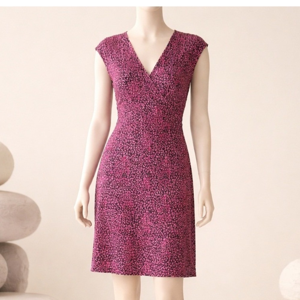Ann‎ Taylor Petite 8P Magenta Black Abstract Print Faux Wrap Dress Cap Sleeve